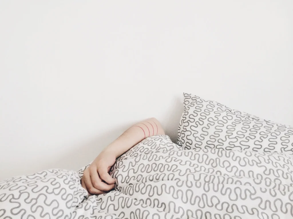 30 Minute Guided Sleep Meditation: Fall Asleep Faster and Wake Up Refreshed 4 Bed covers for meditation